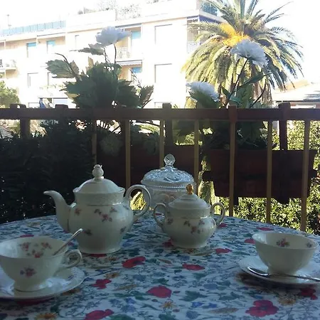 Paradiso Dei Pappagalli Genova